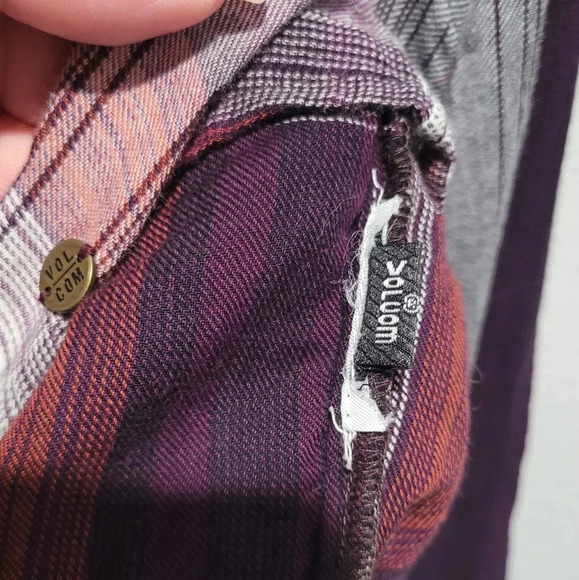 VOLCOM striped front tie blouse - Picture 6 of 6